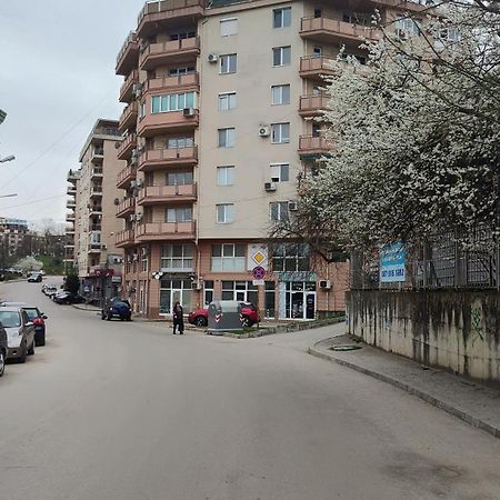 Unique Studio- Great Balcony And View! Parking Possibility! Veliko Tŭrnovo Eksteriør bilde
