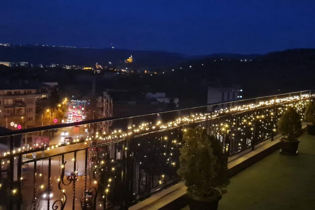 Unique Studio- Great Balcony And View! Parking Possibility! Veliko Tŭrnovo Eksteriør bilde