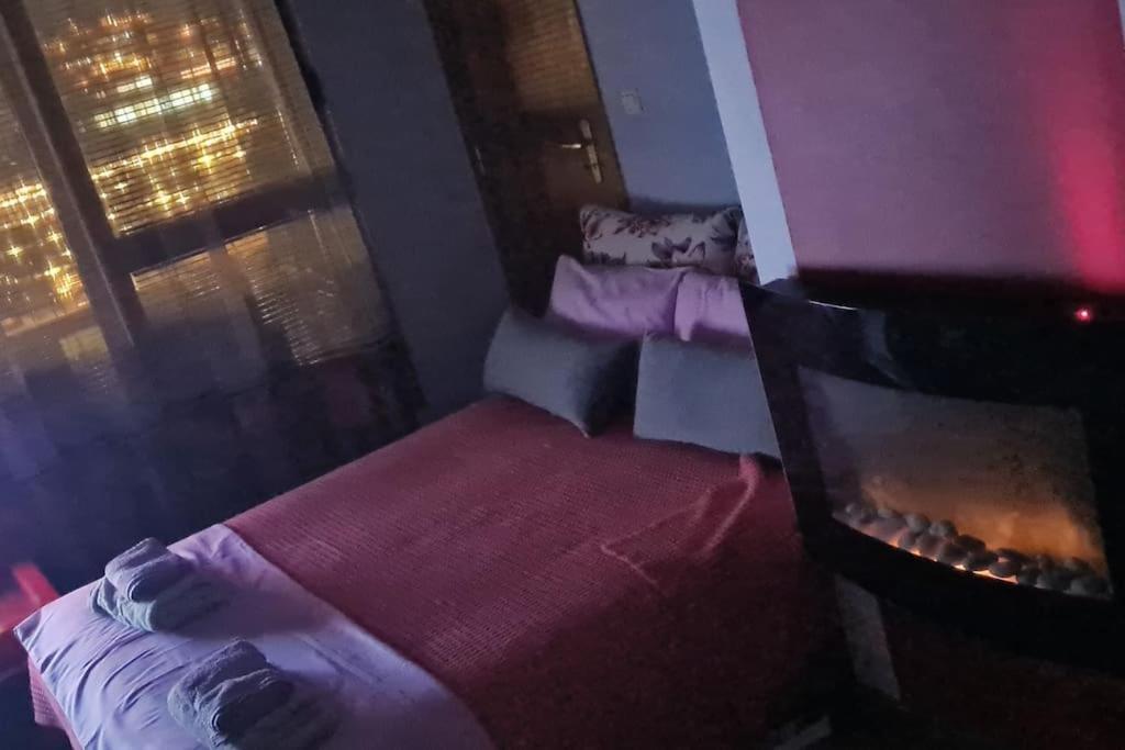 Unique Studio- Great Balcony And View! Parking Possibility! Veliko Tŭrnovo Eksteriør bilde
