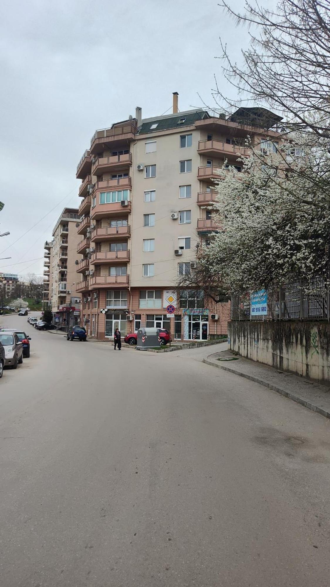 Unique Studio- Great Balcony And View! Parking Possibility! Veliko Tŭrnovo Eksteriør bilde